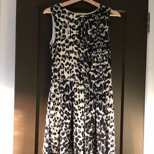Leopard/cheetah A-line dress with pockets